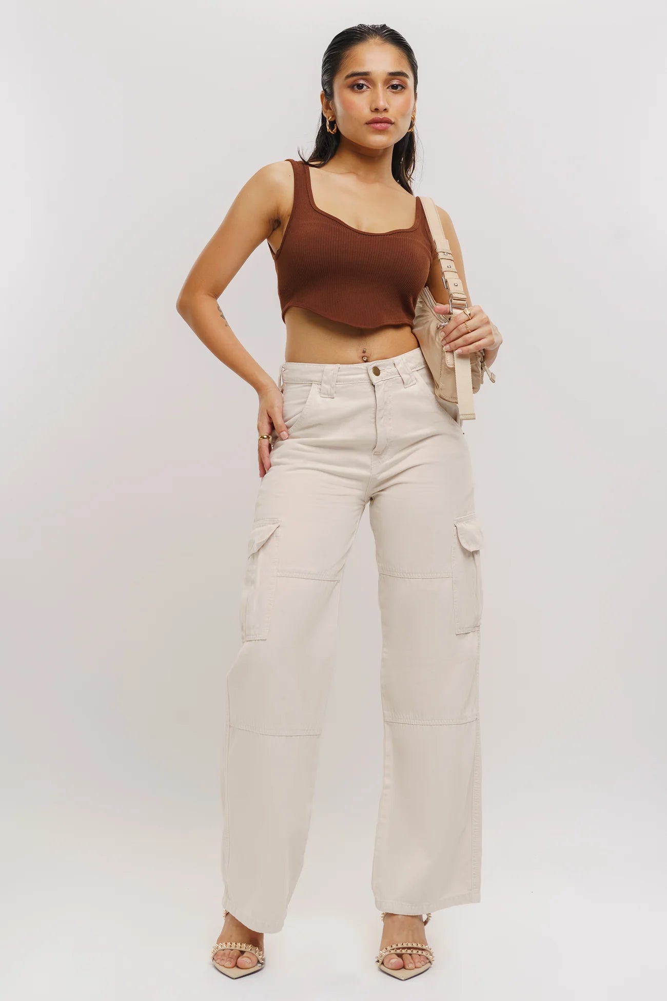 BEIGE CARGO PANTS