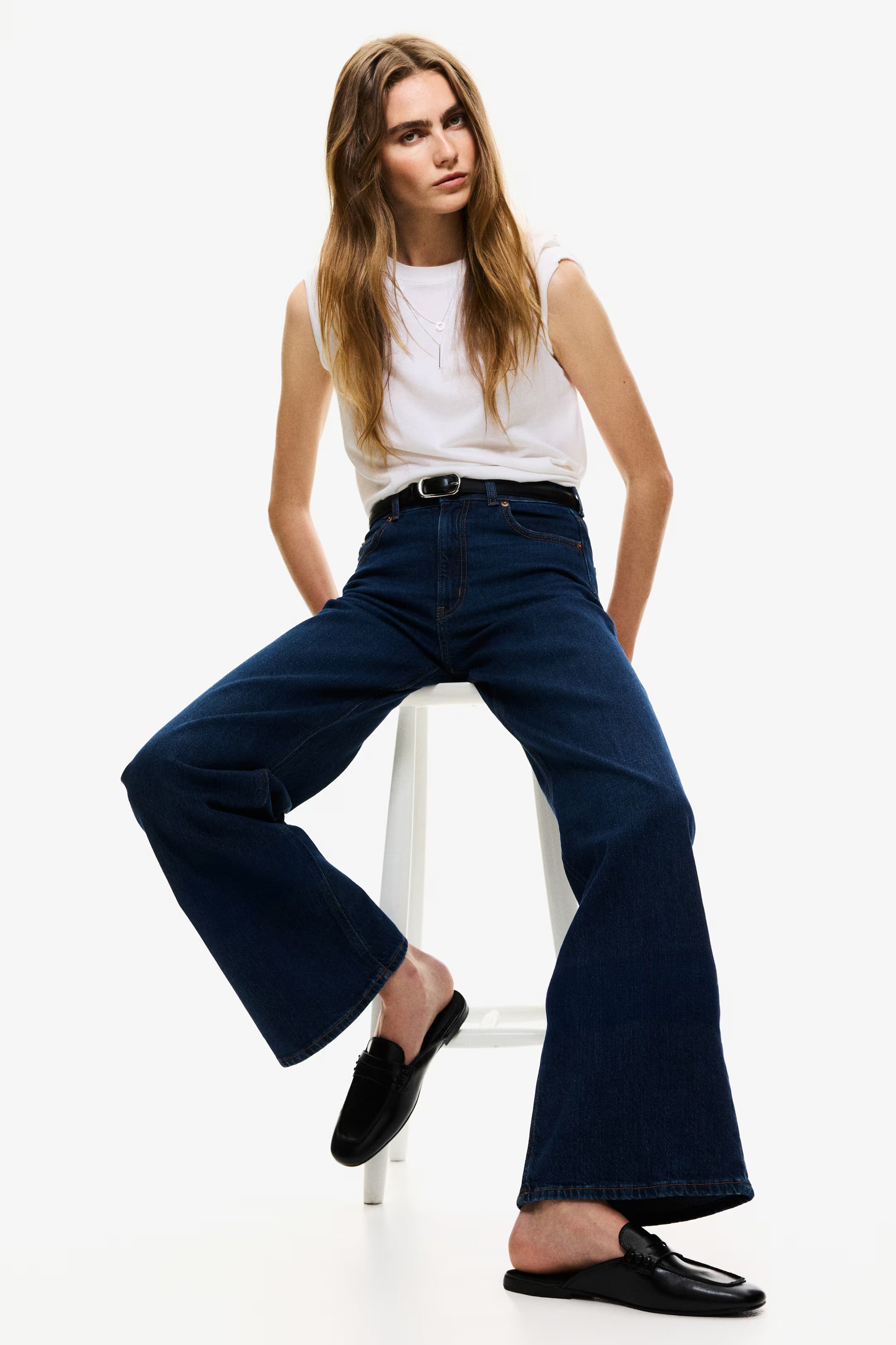 MID BLUE WIDE LEG DENIMS