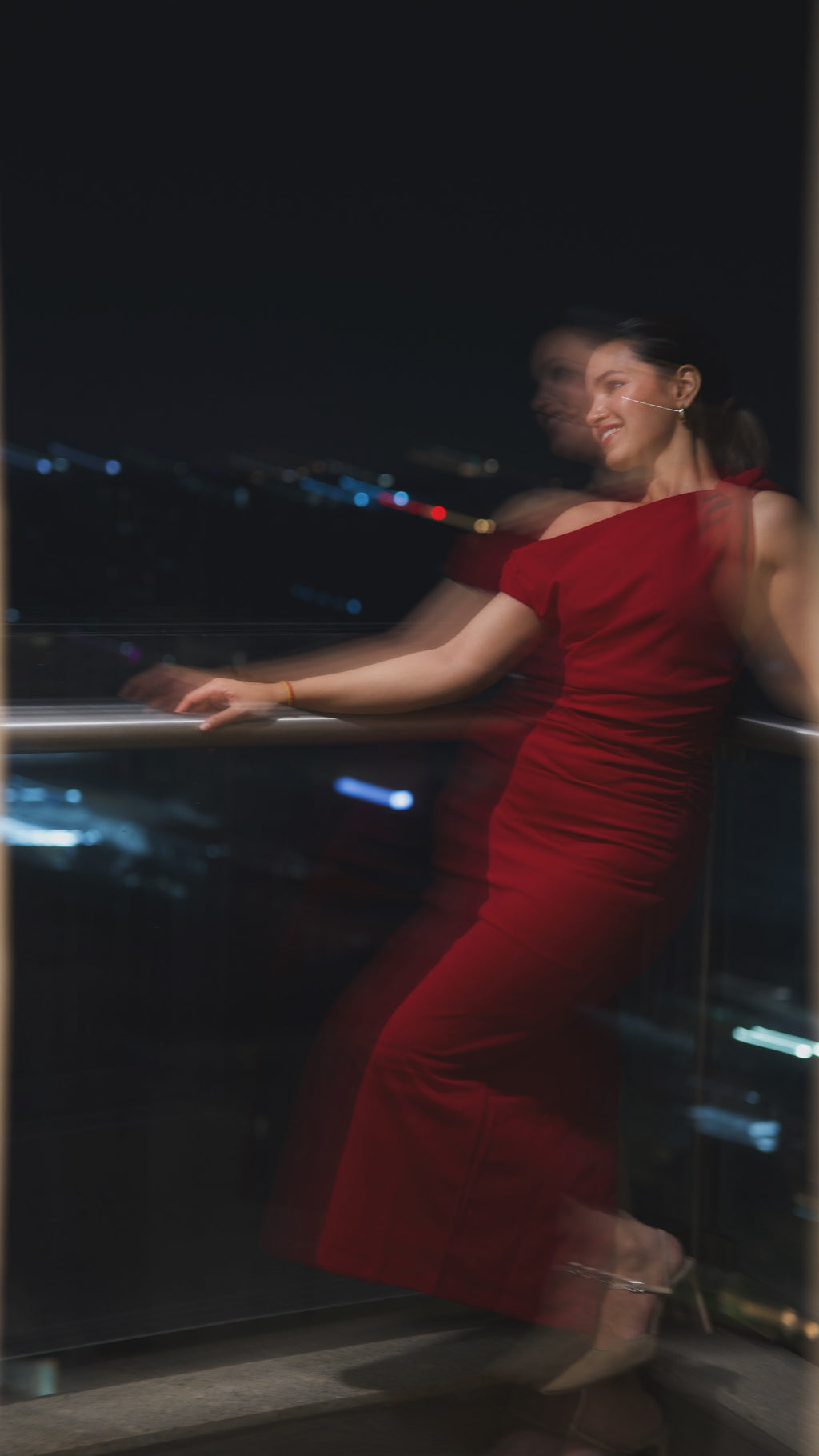 ASYMETRIC MIDI DRESS