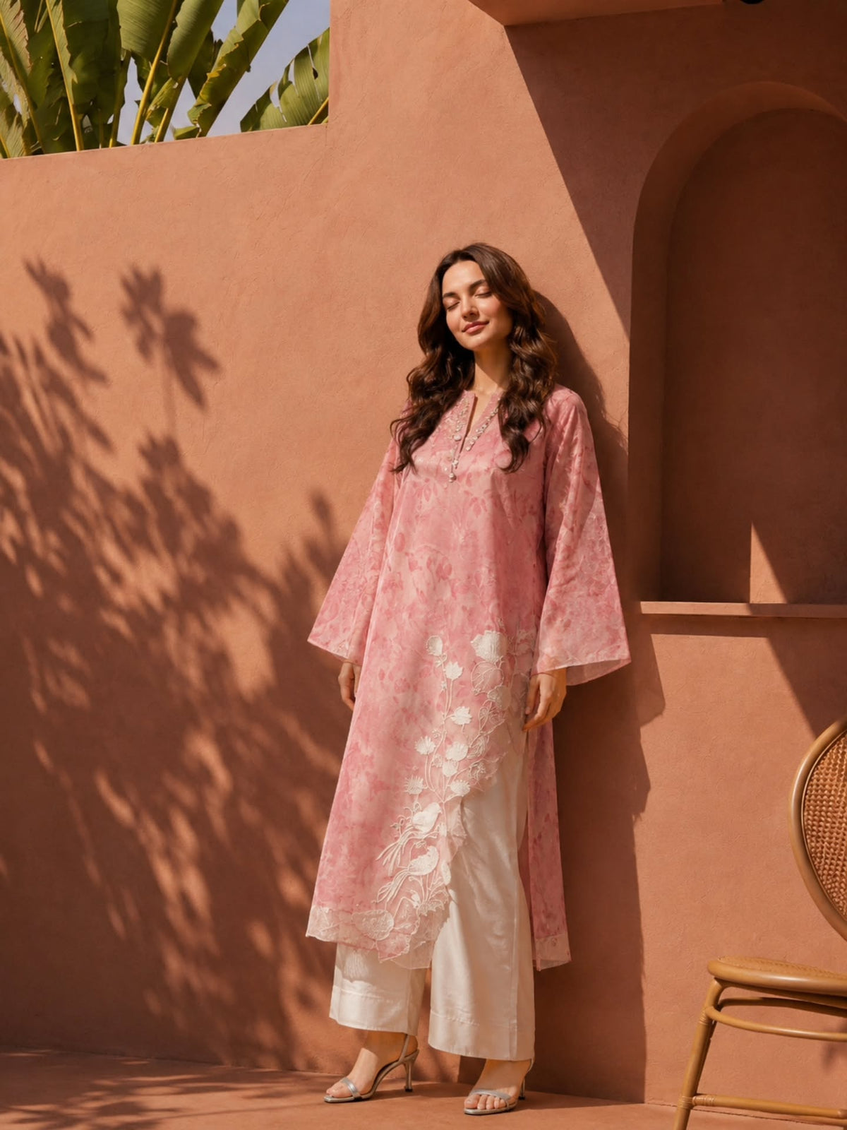 MAHIRA KHAN ORGANZA SET