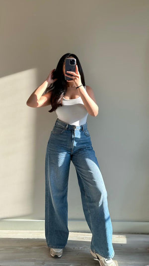 MID BLUE WIDE LEG DENIMS