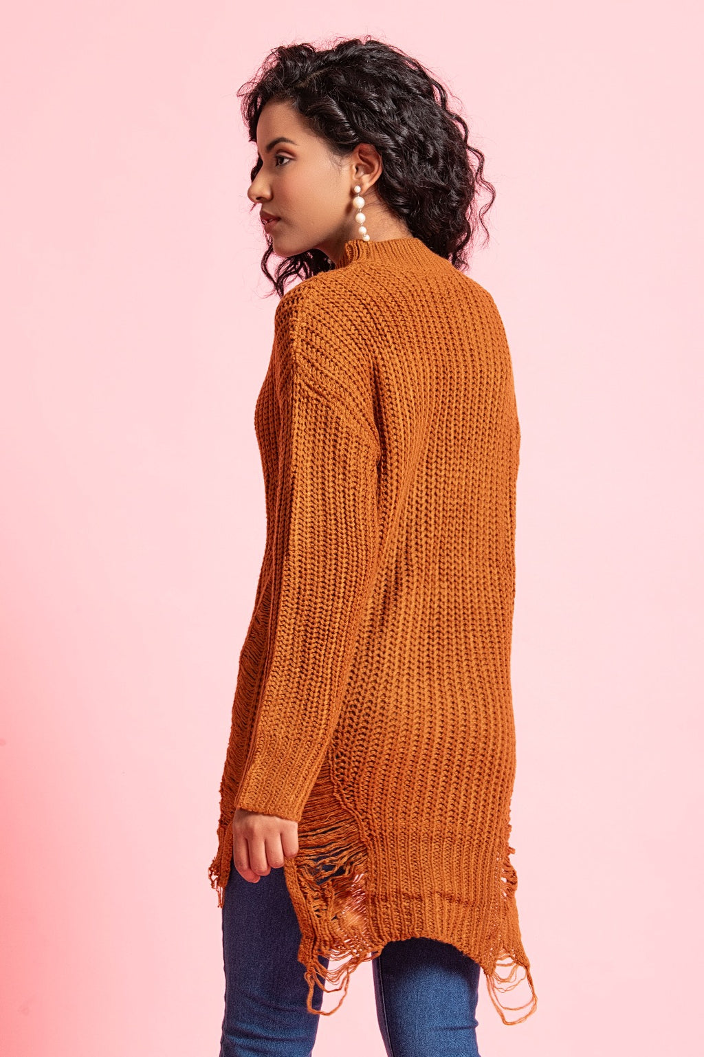 KNITTED SWEATER