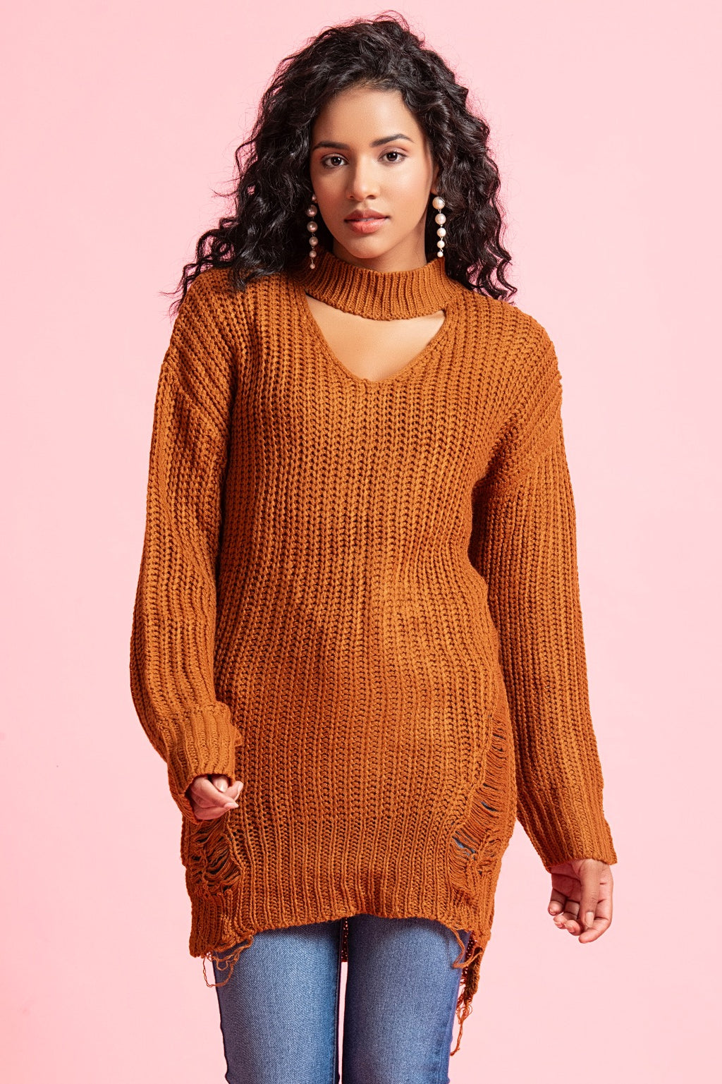 KNITTED SWEATER