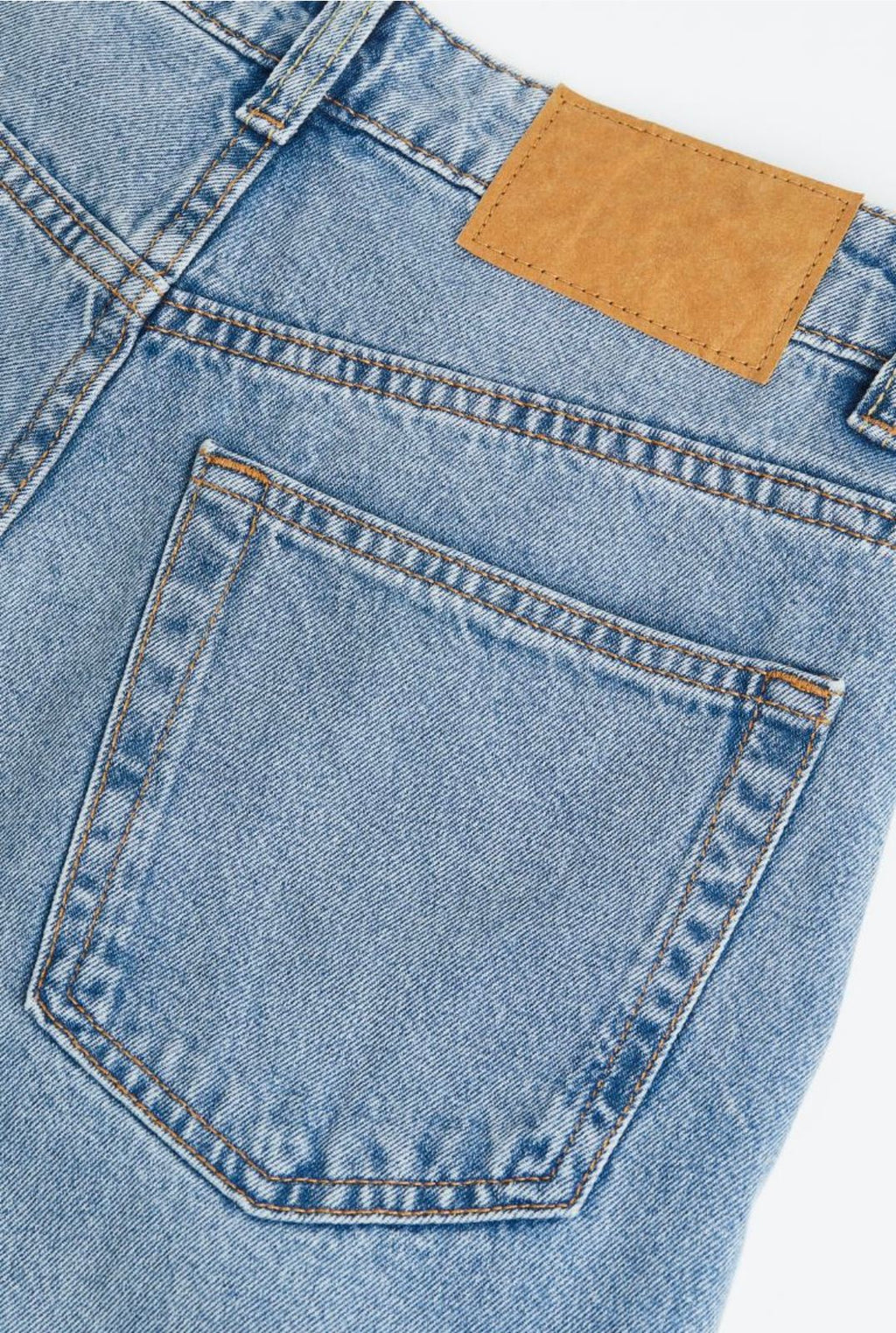 WIDE LEG MID BLUE JEANS