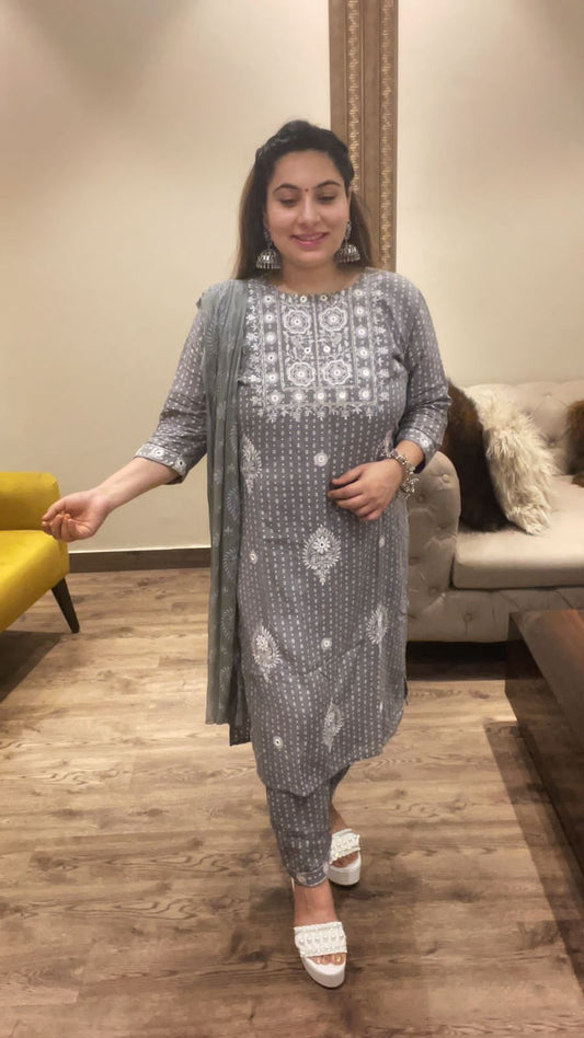 GREY SUIT WITH CHIFFON DUPPATA